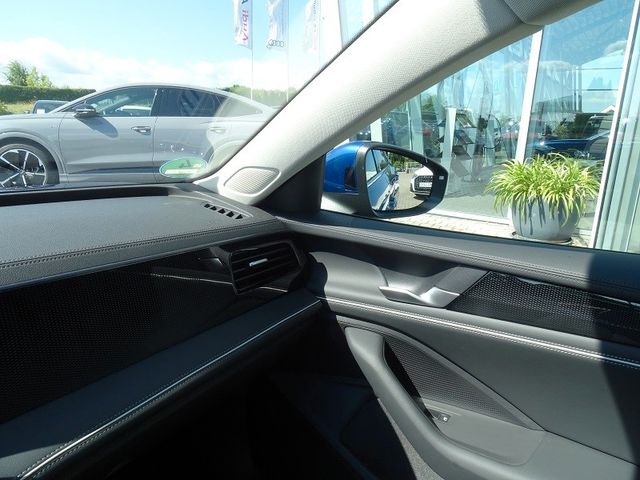 Passat Variant 2.0 TDI DSG Business "IQ.DRIVE"