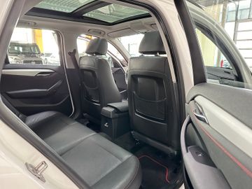 Fahrzeugabbildung BMW X1 xD20d Sport Line Navi Xenon PDC Panoram Leder