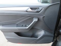 VW T-Roc 2.0 TDI Style DSG LED Nav Business Ahk Rfk VW T-Roc 2.0 TDI Style DSG LED Nav Business Ahk Rfk