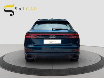 Audi Q8 - 5