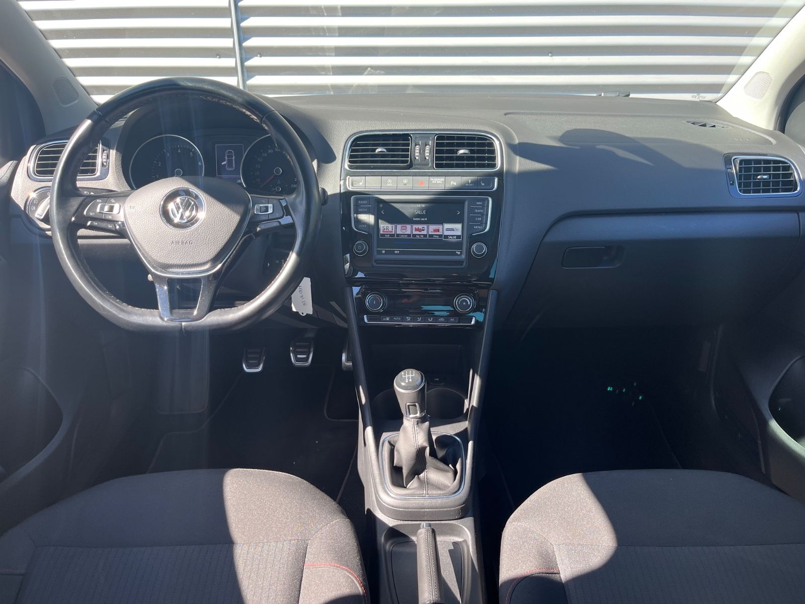 Fahrzeugabbildung Volkswagen Polo R-Line Panorama Dach