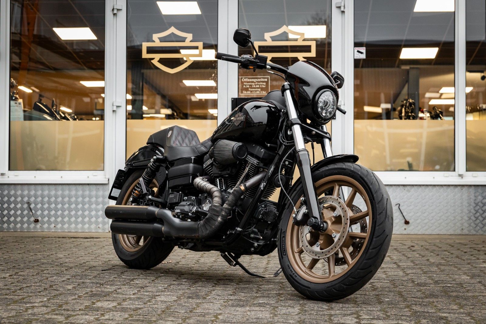 Fahrzeugabbildung Harley-Davidson FXDLS DYNA LOW RIDER S 110cui - CLUBSTYLE -