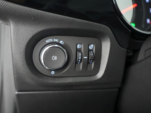 Corsa F FACELIFT+LED+RÜCKFAHRKAMERA+SITZHEIZUNG+