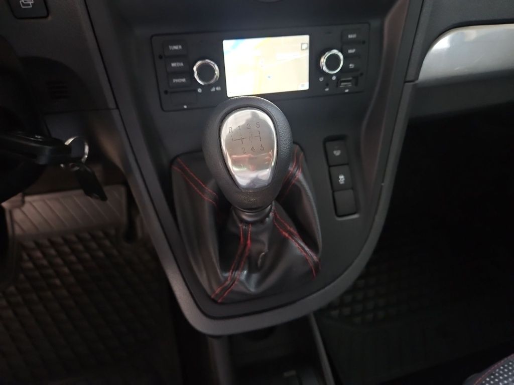 Fahrzeugabbildung Mercedes-Benz Citan 109 Kombi Navi SHZ AHK Flügeltüren RFK