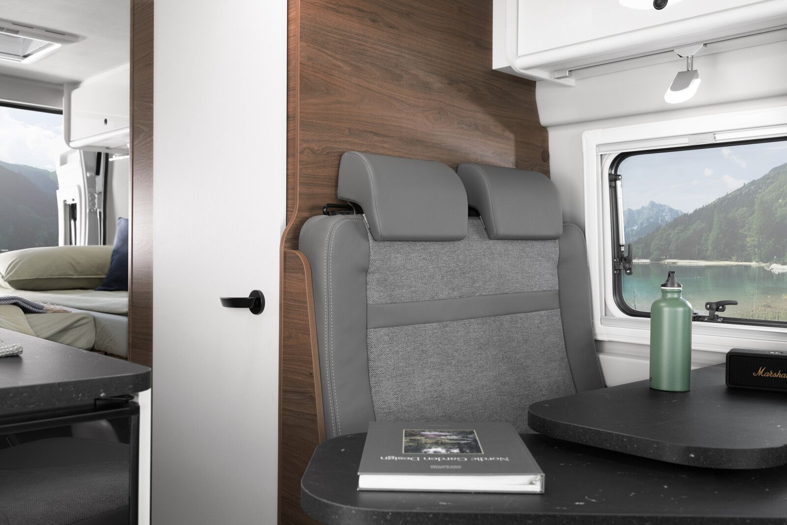Fahrzeugabbildung CORIGON CV 60 S Solar Markise Travel+ Pack by Hymer