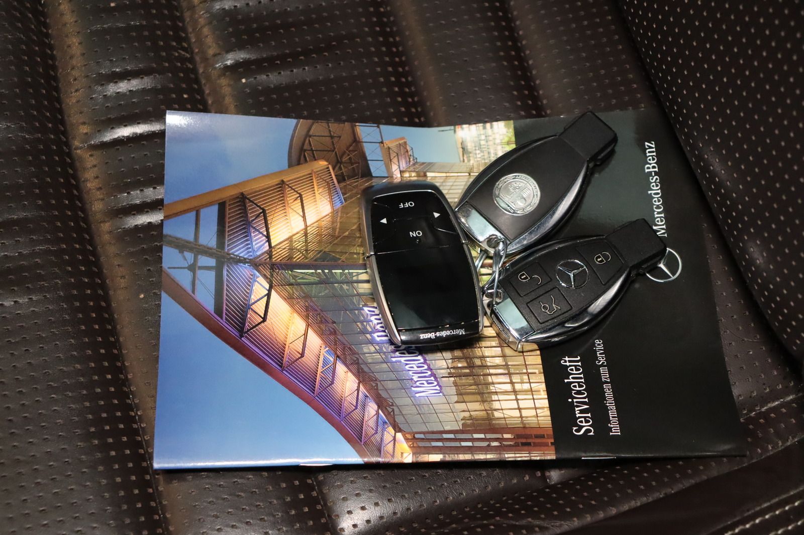 Fahrzeugabbildung Mercedes-Benz GLE 63 s AMG 4Matic Coupe DIS+ 1. Hand