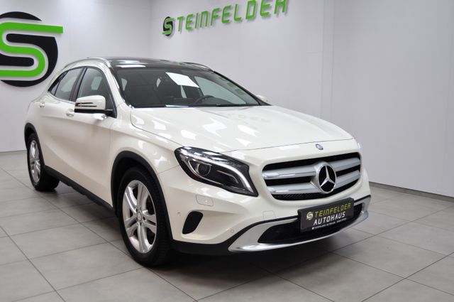 Mercedes-Benz GLA 180 / NAVI / PANORAMA / SHZ / BI-XENON