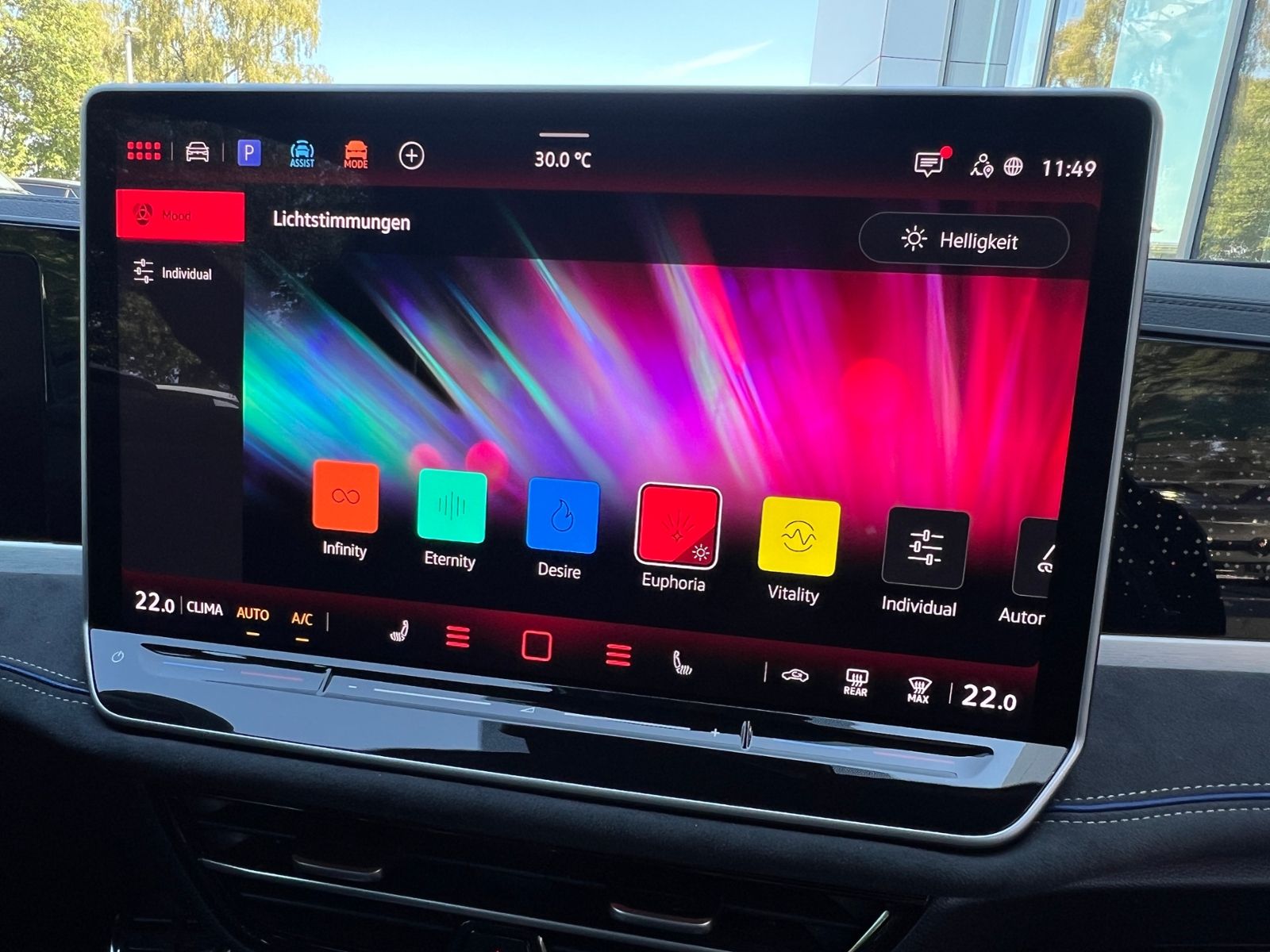 Fahrzeugabbildung Volkswagen Passat Variant R-Line 2.0 TDI DSG 4MOTION *AHK,B
