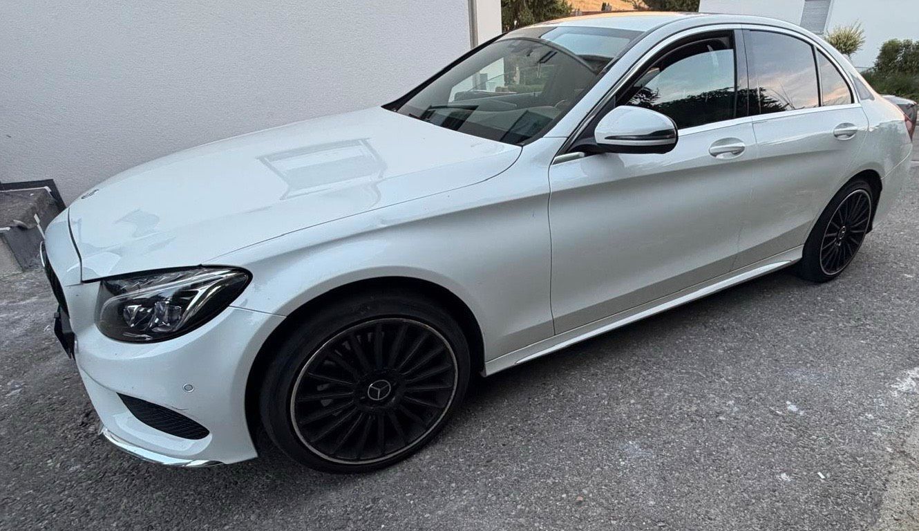 MERCEDES-BENZ Mercedes-Benz C 250 d 4MATIC AMG Line(Limo...