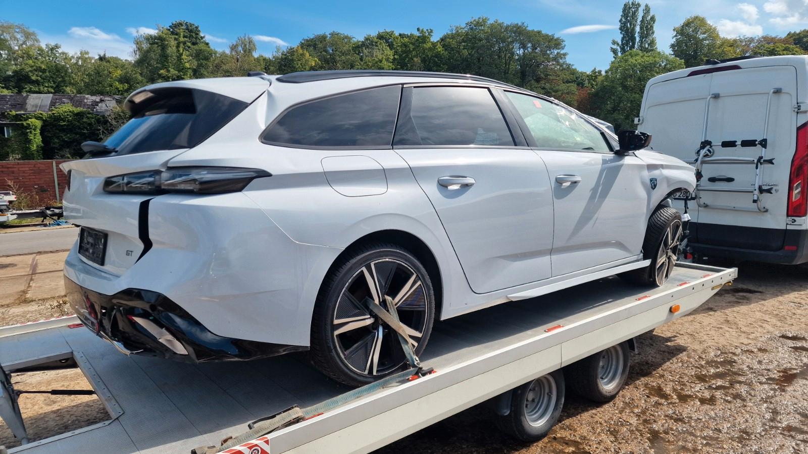 Peugeot 308 PureTech 130 EAT8 GT SW