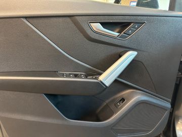 Audi Q2 35 TFSI S line *1. Hand*Klima*Navi*LED*PDC*BT