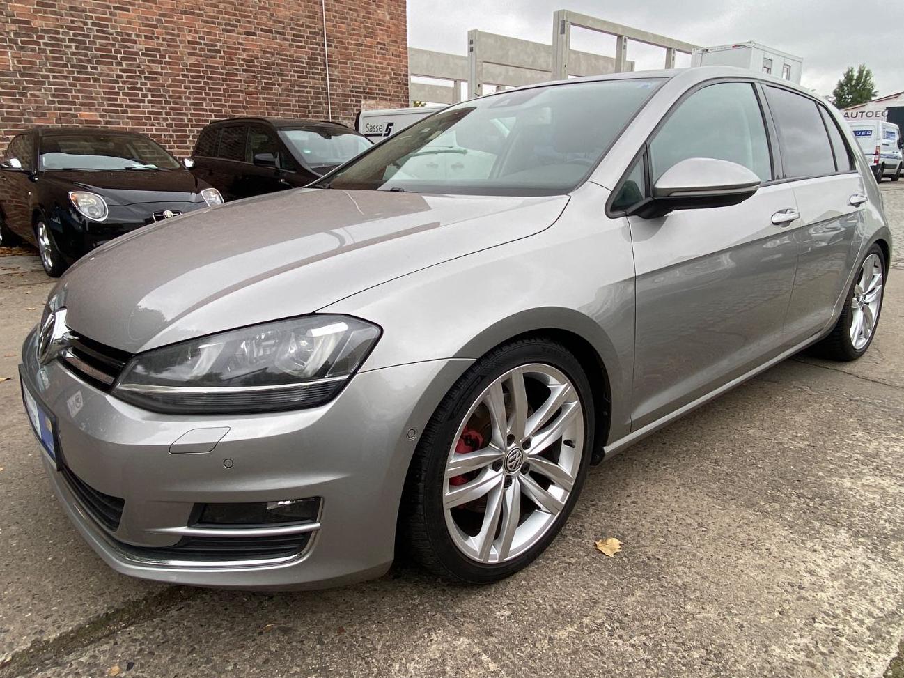 Volkswagen Golf VII "Highline" Autom.+Leder+SSD+Kamera+Navi