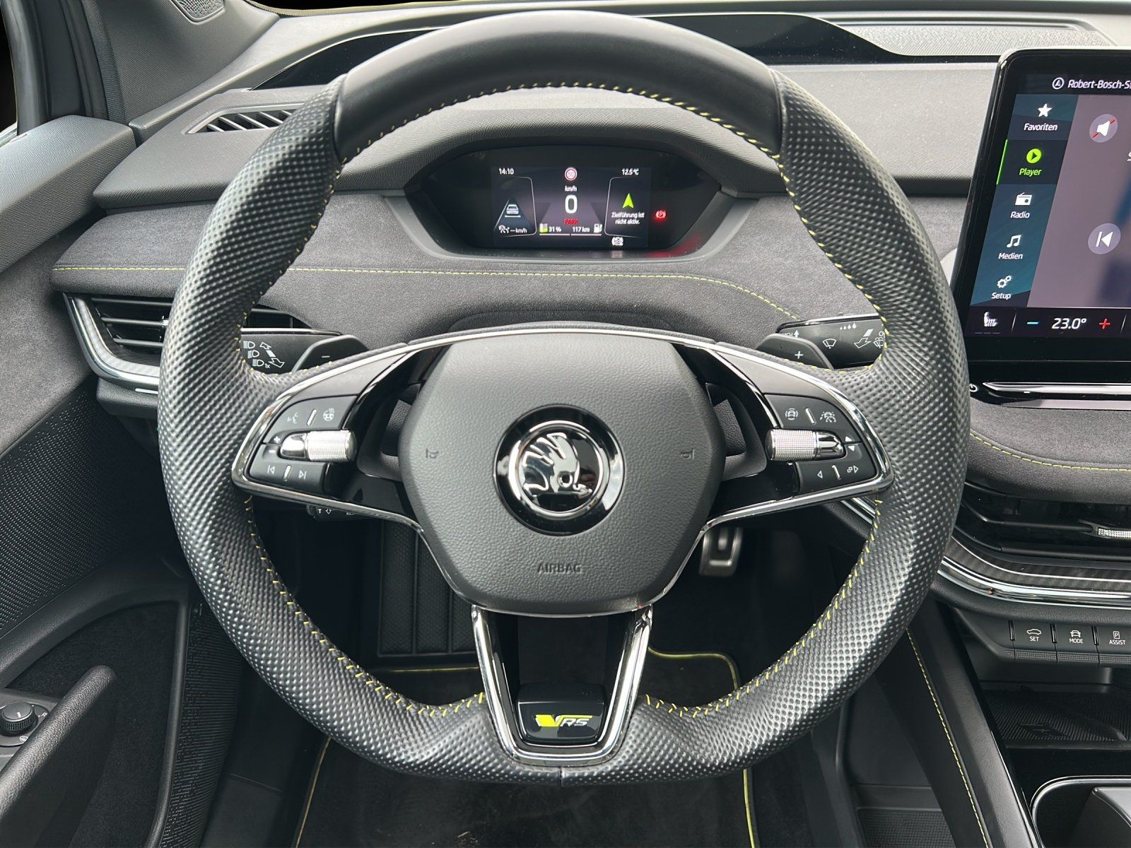 Fahrzeugabbildung SKODA Enyaq Coupé RS Lounge/AHK/PANO/KAMERA/WÄRMEPUMPE