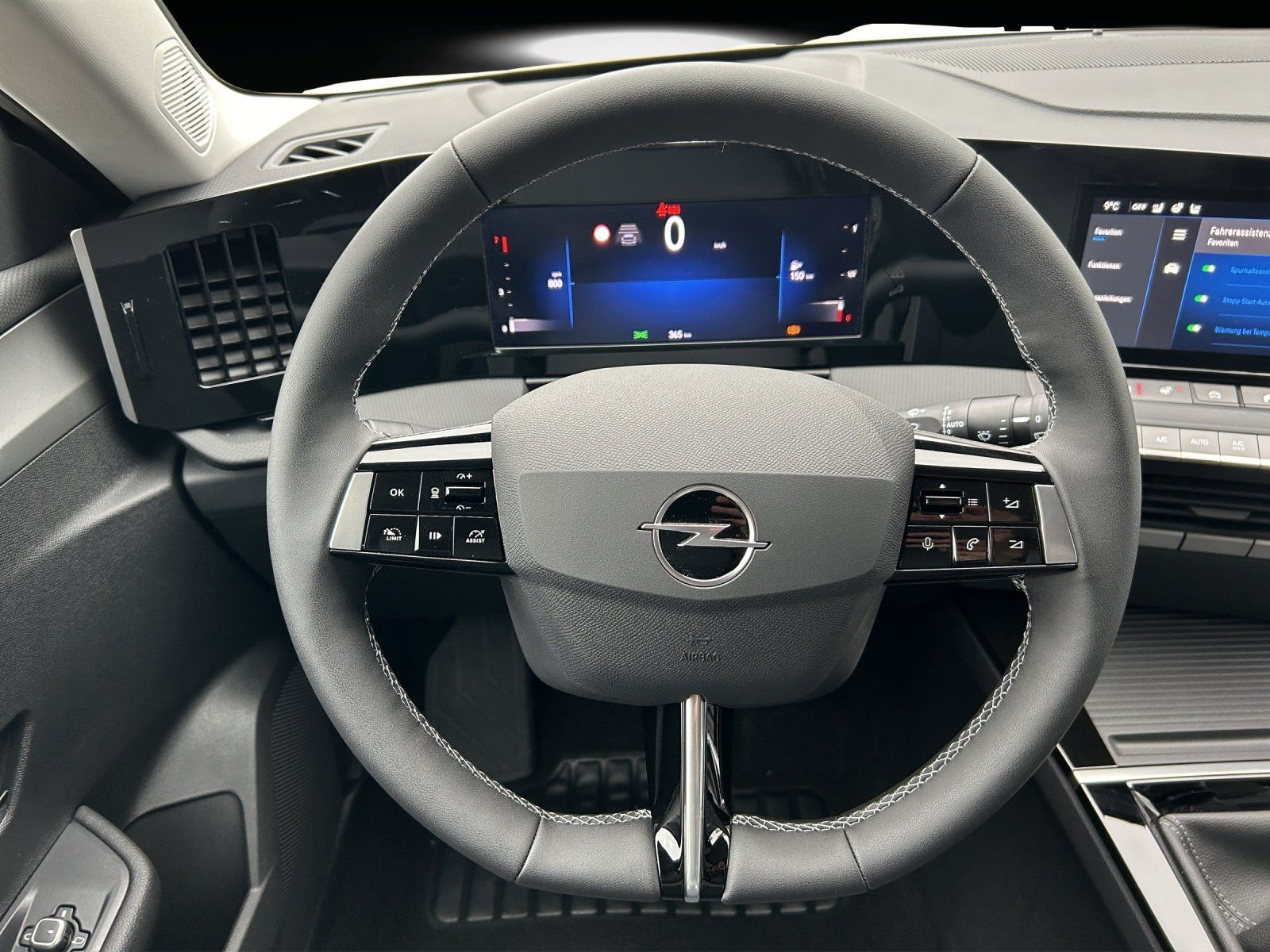 Fahrzeugabbildung Opel Astra L 1.2 Turbo Enjoy LED/KAMERA/SHZ/ACC/NAVI/