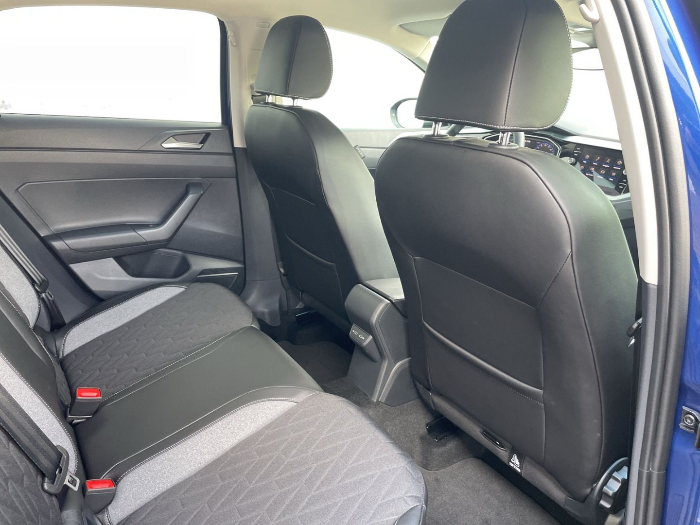 Taigo Goal 1.0 TSI DSG AHK/Keyless/Navi/Matrix