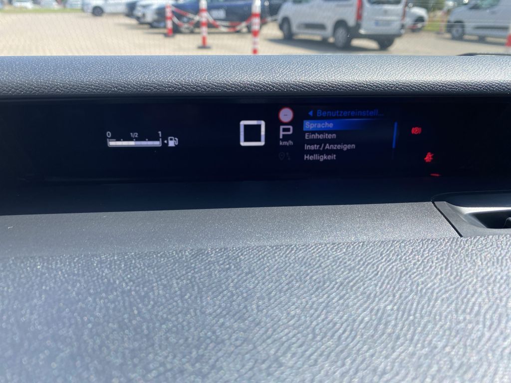 Fahrzeugabbildung Citroën C3 Hybrid 110 Automatik MAX *Winterpak*Navi*Cam*