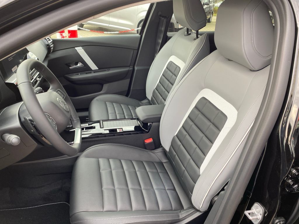 Fahrzeugabbildung Citroën C4 Benziner 130 Automatik MAX *Winter-Paket*