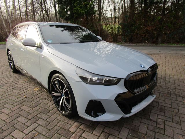 BMW i5 Touring 40 eDrive M Sport 2024 AIRBAGS OK