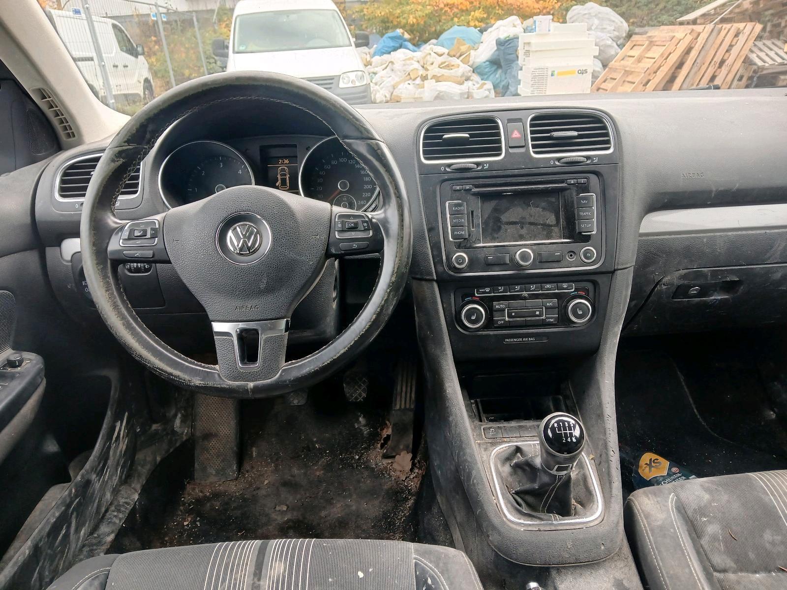 Volkswagen Golf 2013 — photo 10