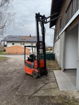 Toyota Gabelstapler 7FBEST, 1,5t 4m Hub inkl. Ladegerät - Angebote entsprechen deinen Suchkriterien