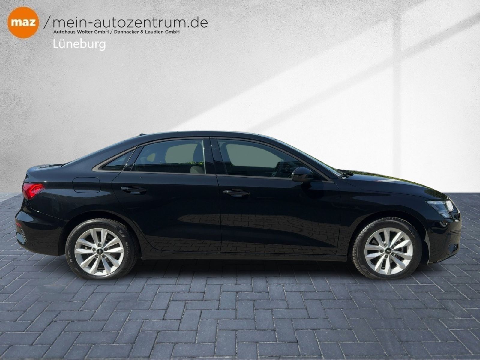 Fahrzeugabbildung Audi A3 Limousine 30 1.0 TFSI Alu LED Pano. Navi Sitz