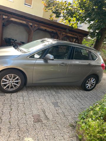 BMW BMW 218. Active Taurer