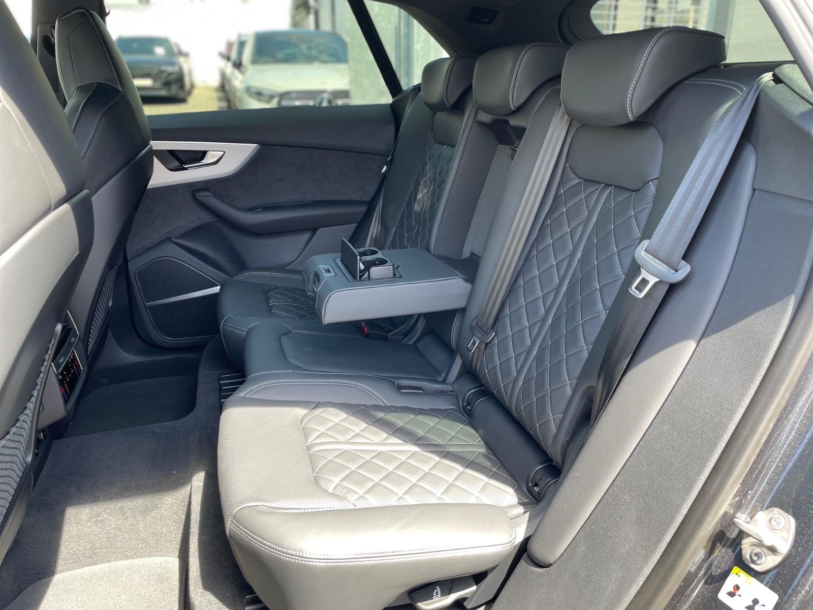 Fahrzeugabbildung Audi Q8 50 TDI Facelift |SLine|HUD|Softclose|23"|B&O|