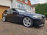 BMW 530d  Touring, M-Paket, Standheizung, TÜV Neu - BMW 530 aus 2011: Kombi, 530d