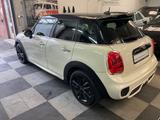 MINI Mini Cooper S, 5 Türig Pano,Navi,LED,JCW Paket - MINI Cooper S: Limousine