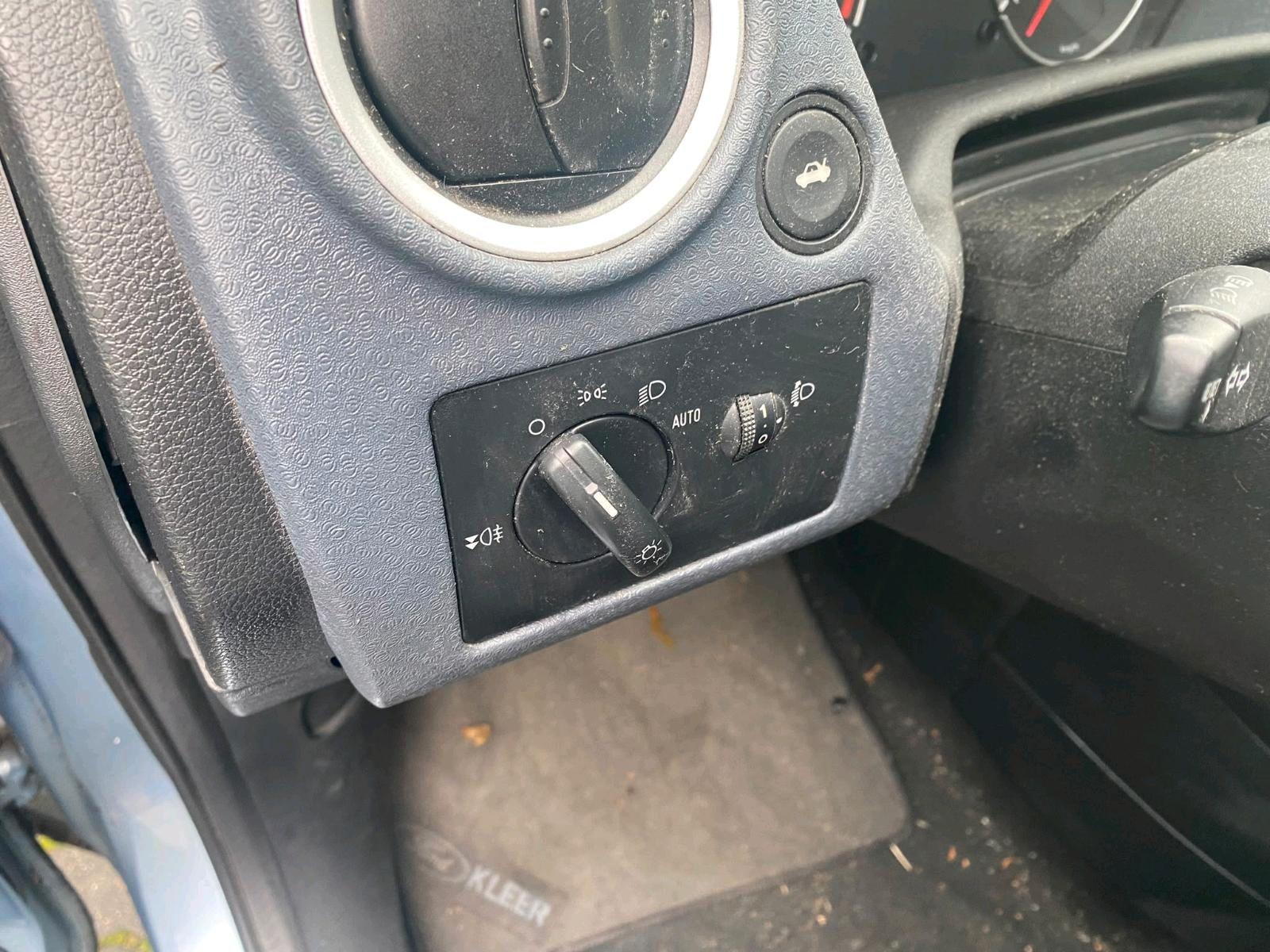 Ford Fusion 2006 — photo 9