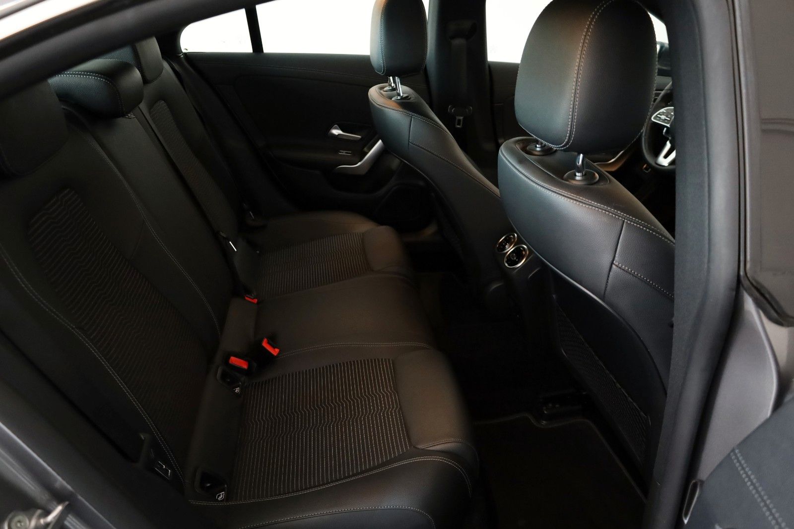 Fahrzeugabbildung Mercedes-Benz CLA 250e Coupé Progressive,T.Leder,Navi,CarPlay