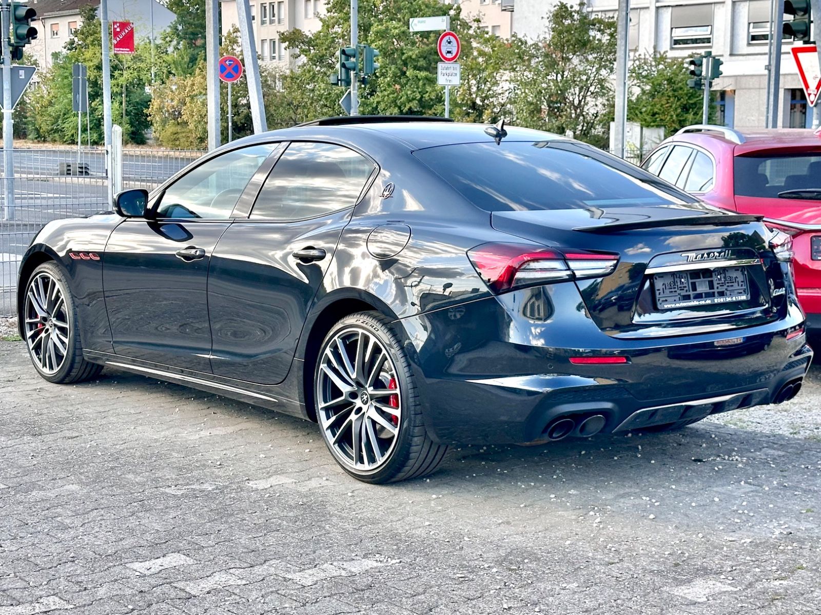 Fahrzeugabbildung Maserati GHIBLI TROFEO *VOLL+CARBON+U.V.M...!