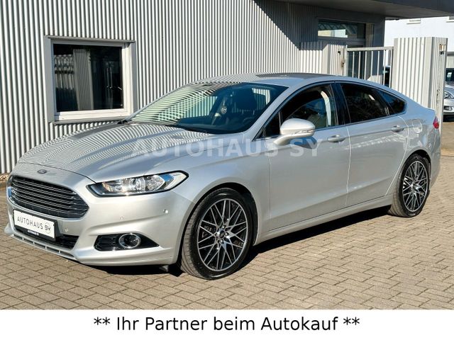 Ford Mondeo Lim. Titanium Automatik Navi  Xenon Shz**