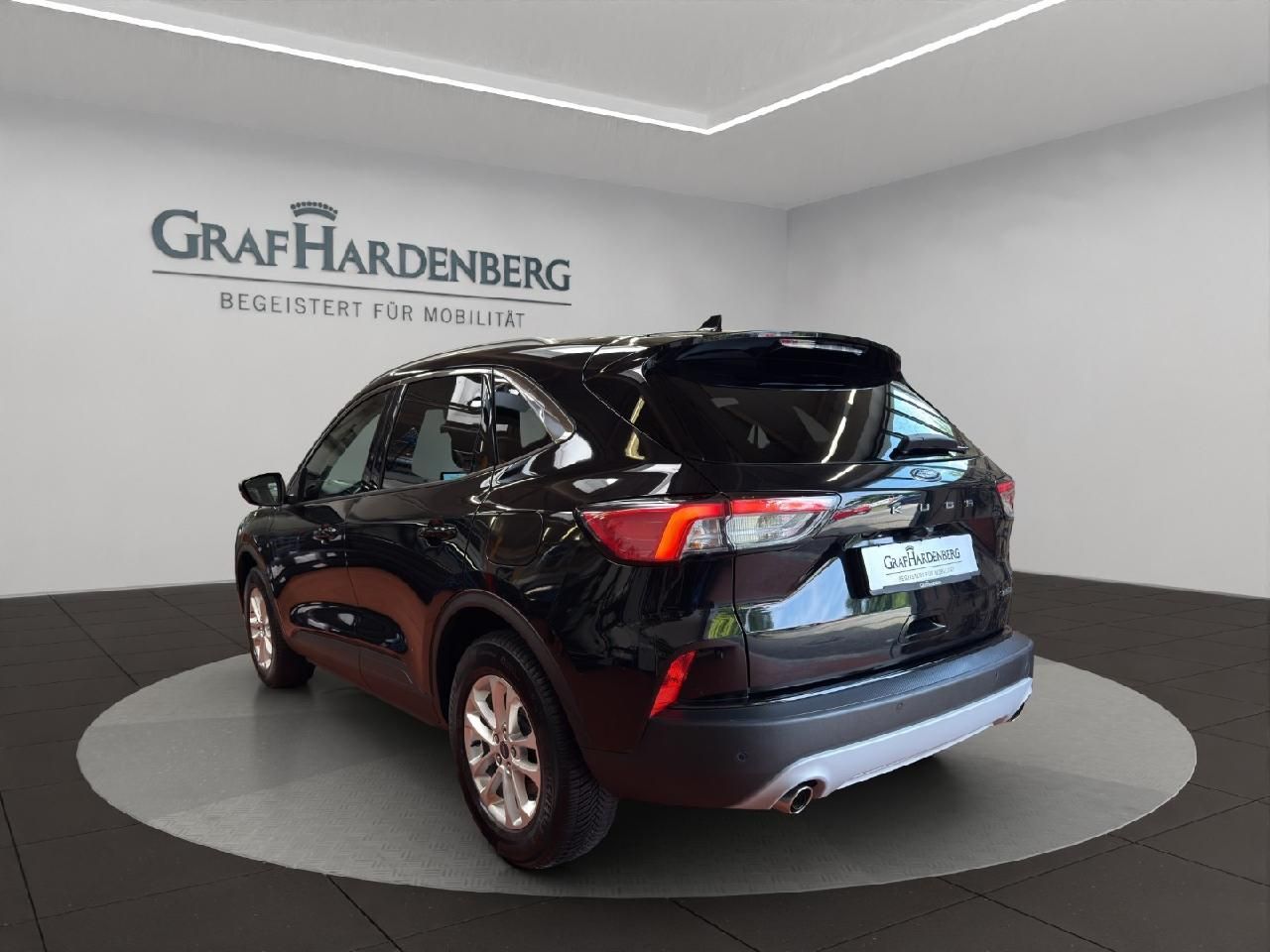 Ford Kuga Plug-In Hybrid Titanium imagem 3