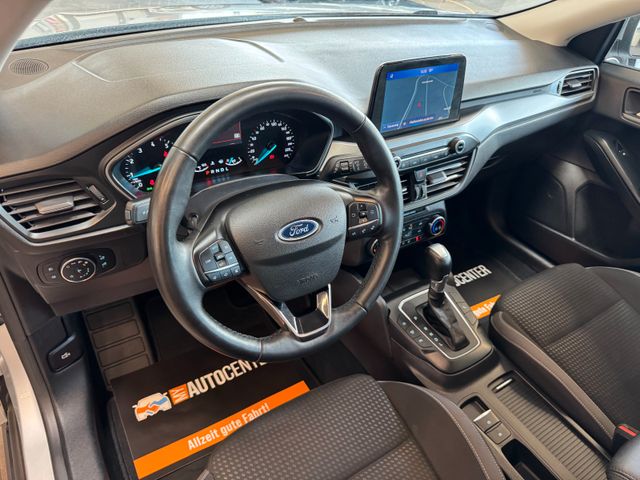 MYAUTOCENTER – Gebraucht- und Jahreswagen mit Werkstattservice in Pfaffenhofen Ford Focus *KEYLESS*TEMPO*SIHZ*LKHZ*NAVI*LED*