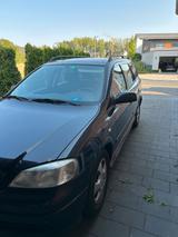 Opel Astra 1,6 l - Opel Astra aus 1999: Kombi