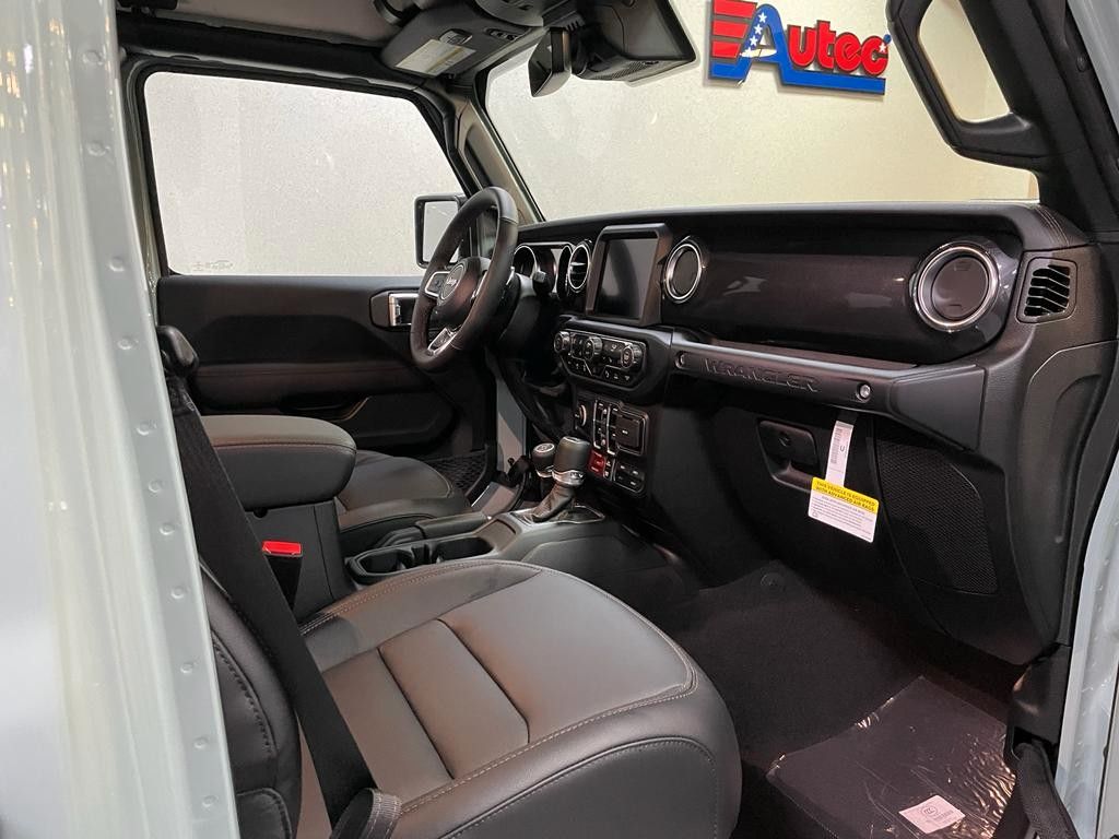 Fahrzeugabbildung Jeep 392 UNLIMITED RUBICON 6.4L-V8