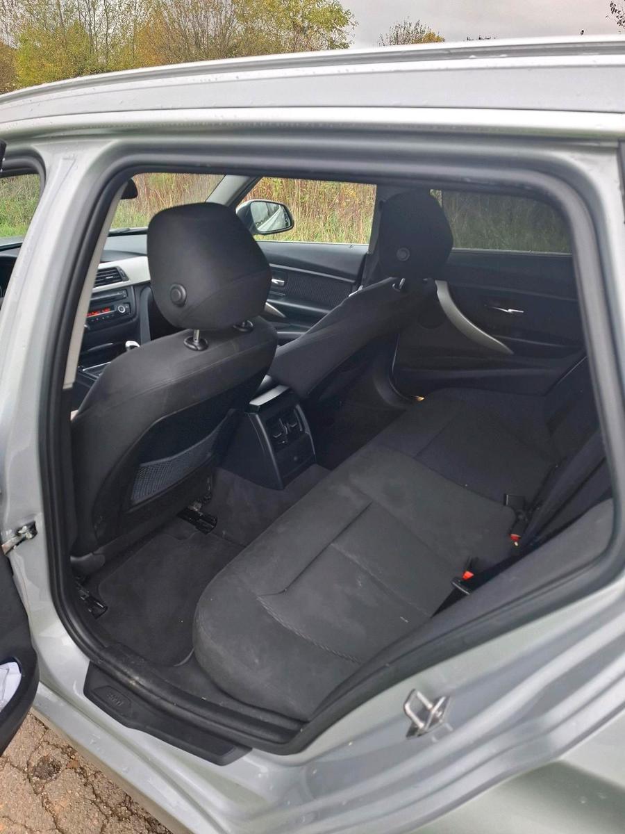 BMW 320 2013 — photo 15