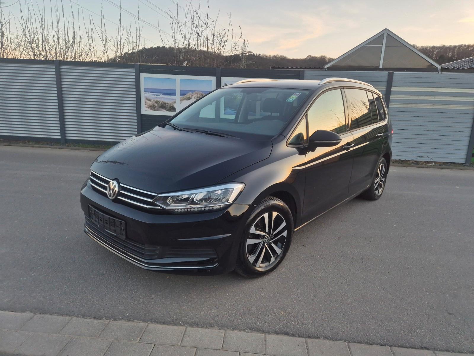 Volkswagen Touran United LED 7 Sitze ACC Shzg