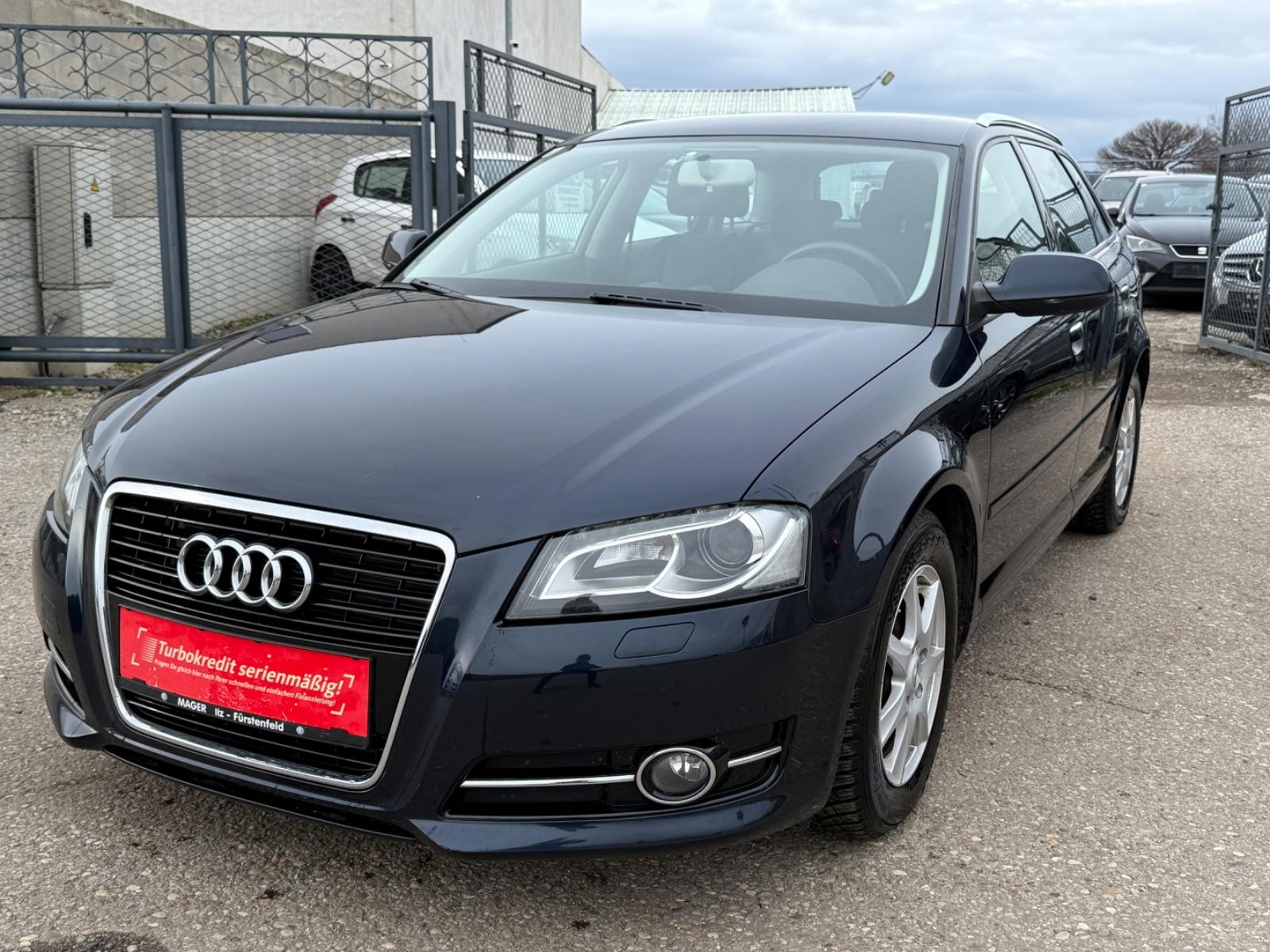 Audi A3 1.6 TDI (DPF) 102g CO2 Attract. Sportb.