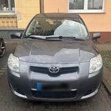 Toyota Auris TÜV 7/27 - Toyota Auris in Essen