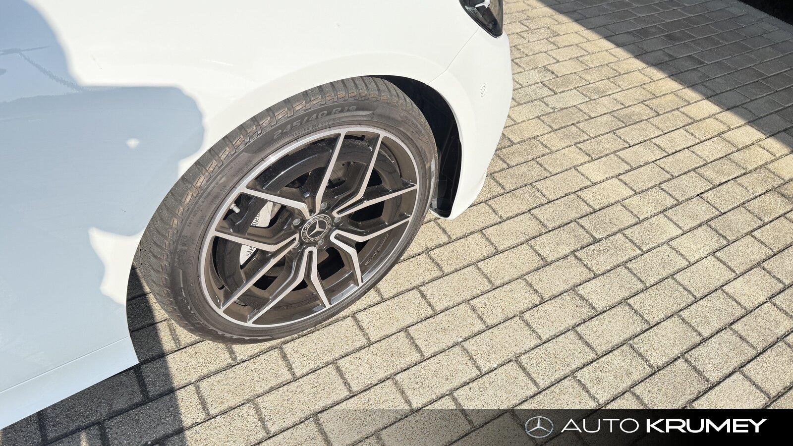 Mercedes-Benz E 220 d Cabriolet AMG Line+LED+DistronicNavi/BC
