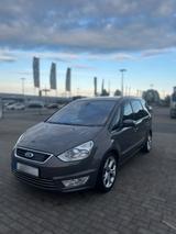 Ford Galaxy Titanium Edition  2.0 TDCi  Vollau - gebrauchte Ford Galaxy aus dem Jahr 2013