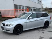 BMW 318i 3 Touring PDC Klimaautomatik Tempomat Alu