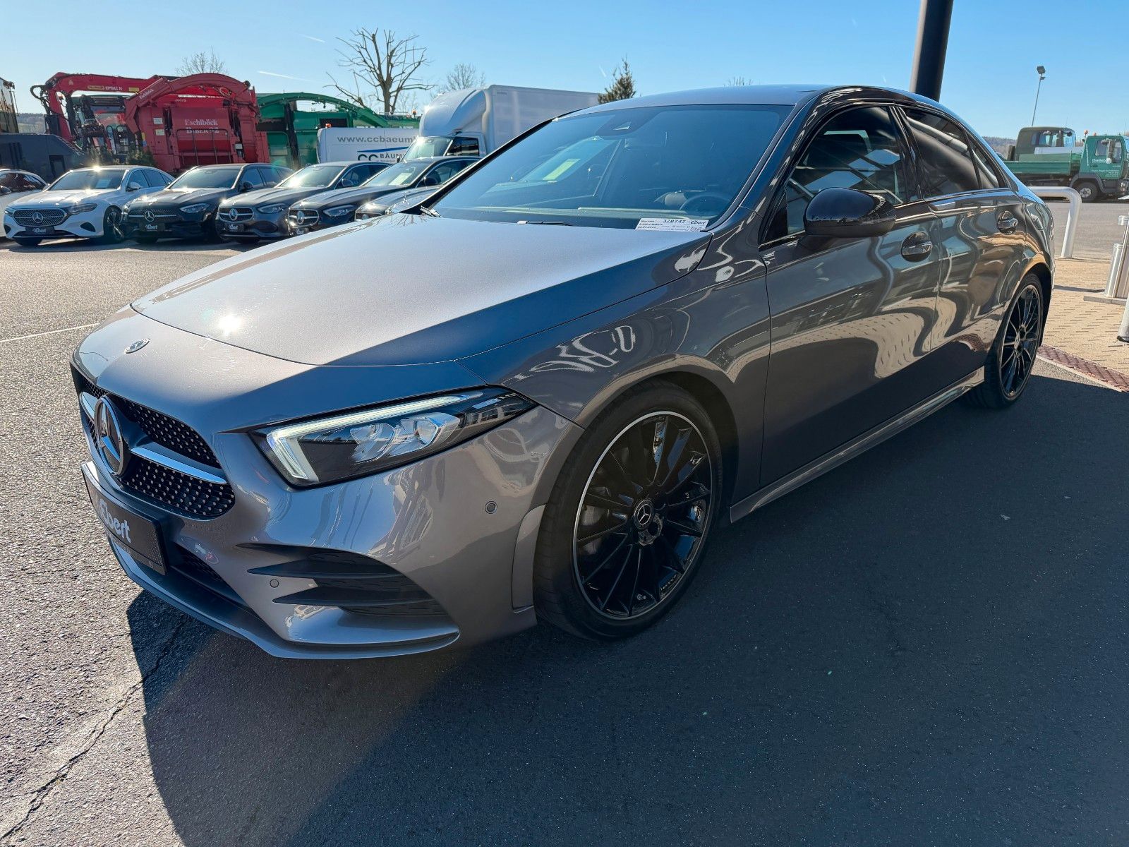 Fahrzeugabbildung Mercedes-Benz A 220 d 4 MATIC AMG Night+LED+DAB+Carplay+19"