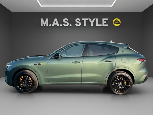 Fahrzeugabbildung Maserati Levante 3.0 V6 Modena Facelift Sonderlack