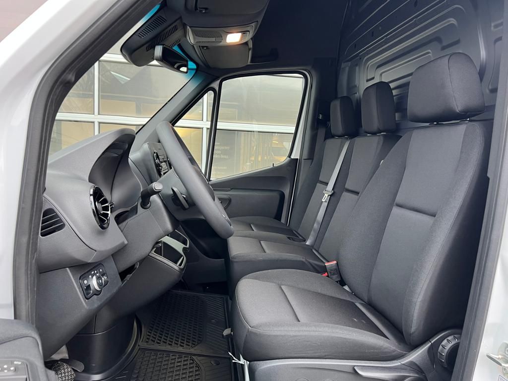 Mercedes-Benz eSprinter 312 Navi KAM SHZ KlimaA Akustikglas imagem 3