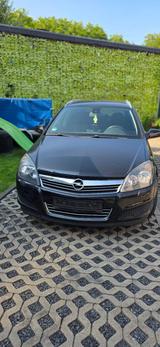 Opel Astra H Kombi Diesel EZ 2008 Z17DTR - Opel Astra: 17d