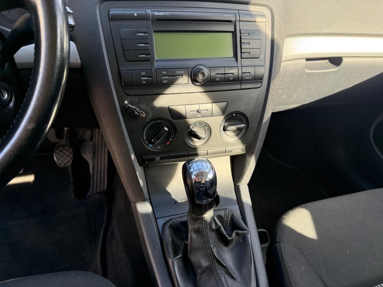Skoda Octavia 2006 — photo 5