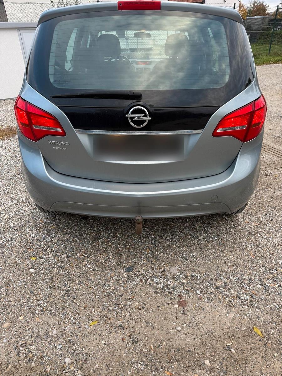 Opel Meriva 2011 — photo 5
